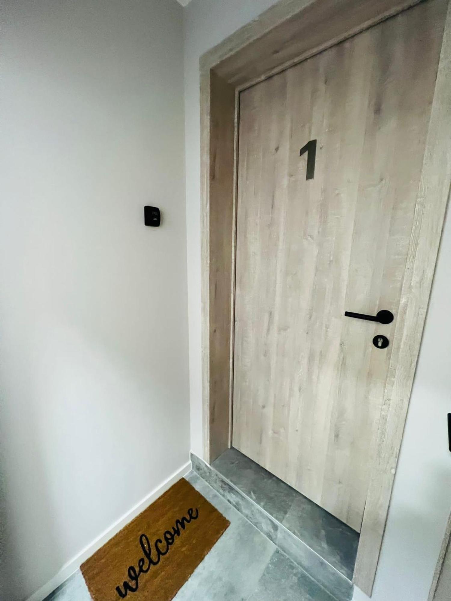 Ferienwohnung Mini Studio Une Personne Lüttich Exterior foto