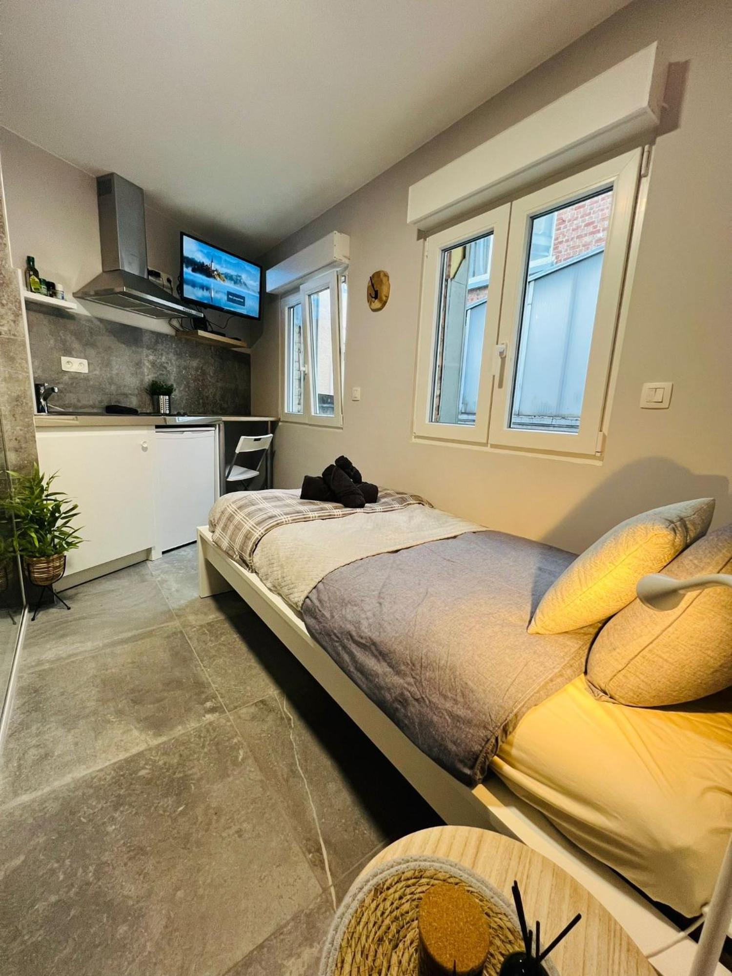 Ferienwohnung Mini Studio Une Personne Lüttich Exterior foto